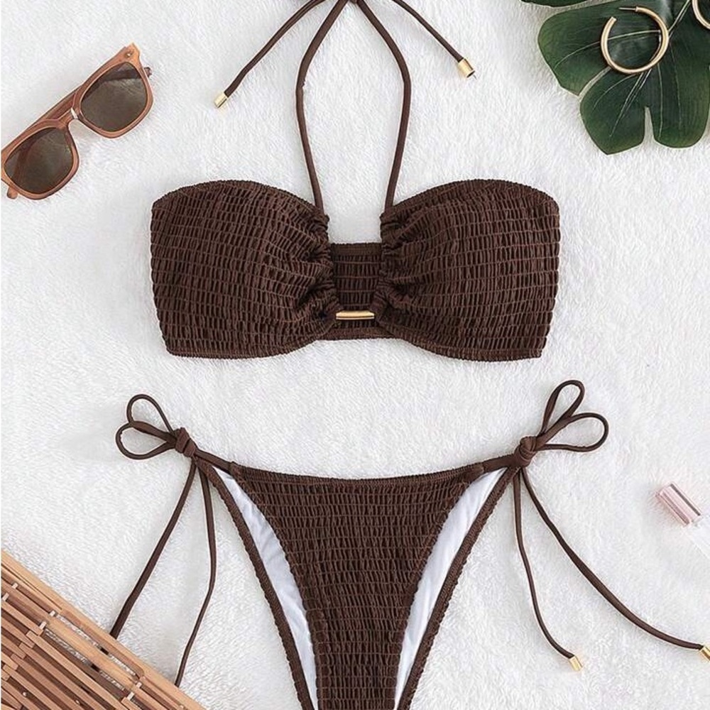 Women’s string bikini set coffee brown with gold detail size medium NWOT